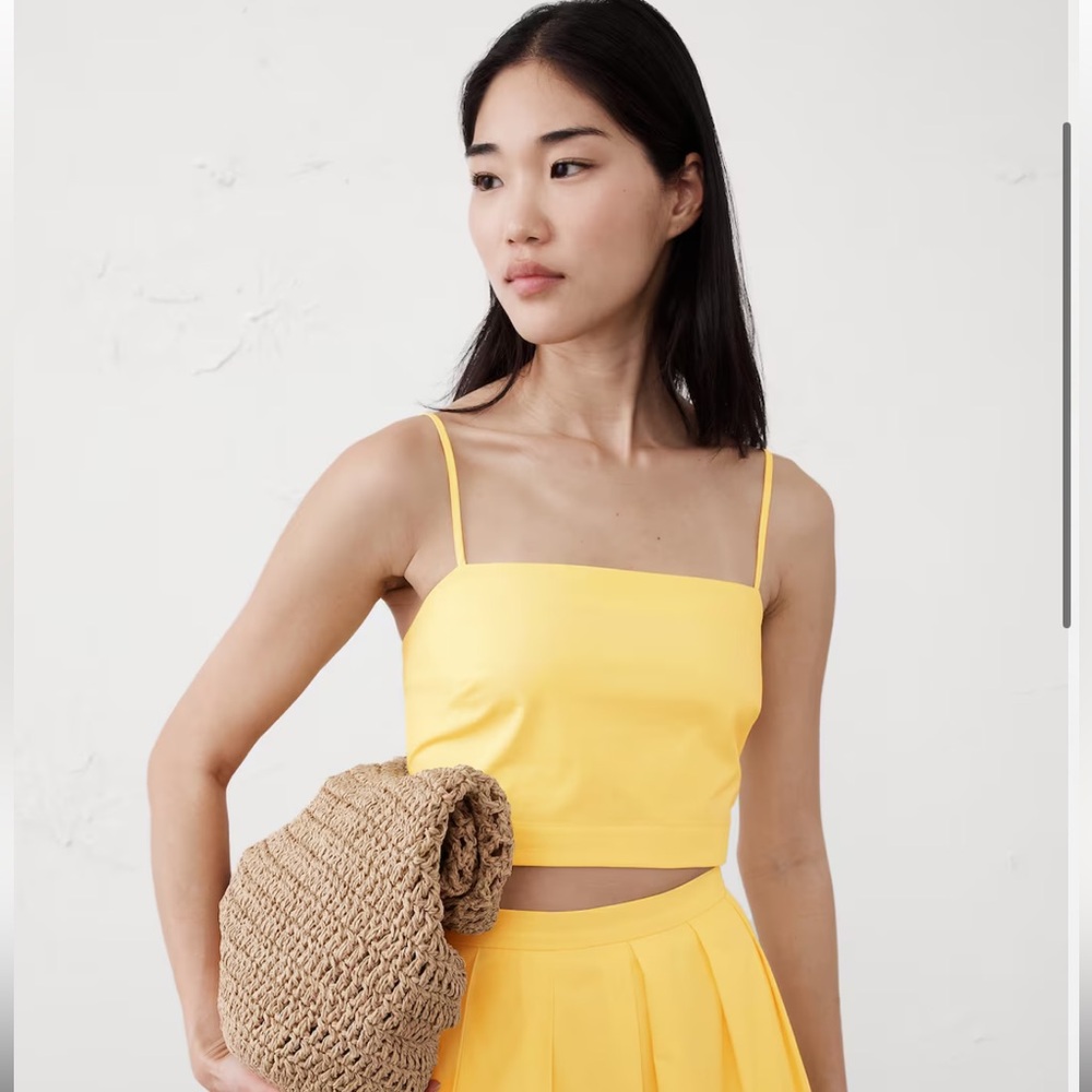 Banana Republic Yellow Cropped Square-Neck Spaghetti Strap Top